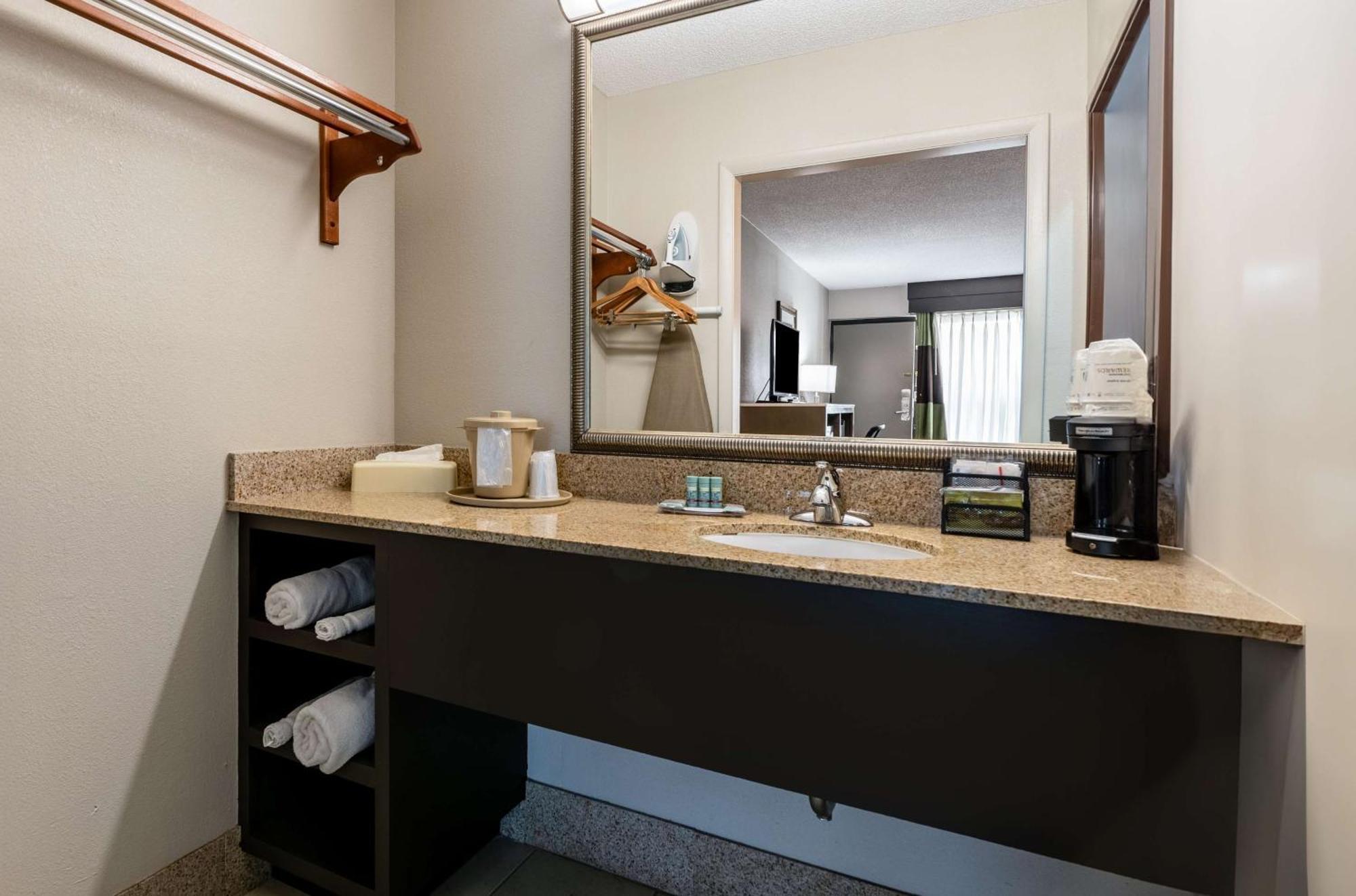 Best Western - Fayetteville Экстерьер фото