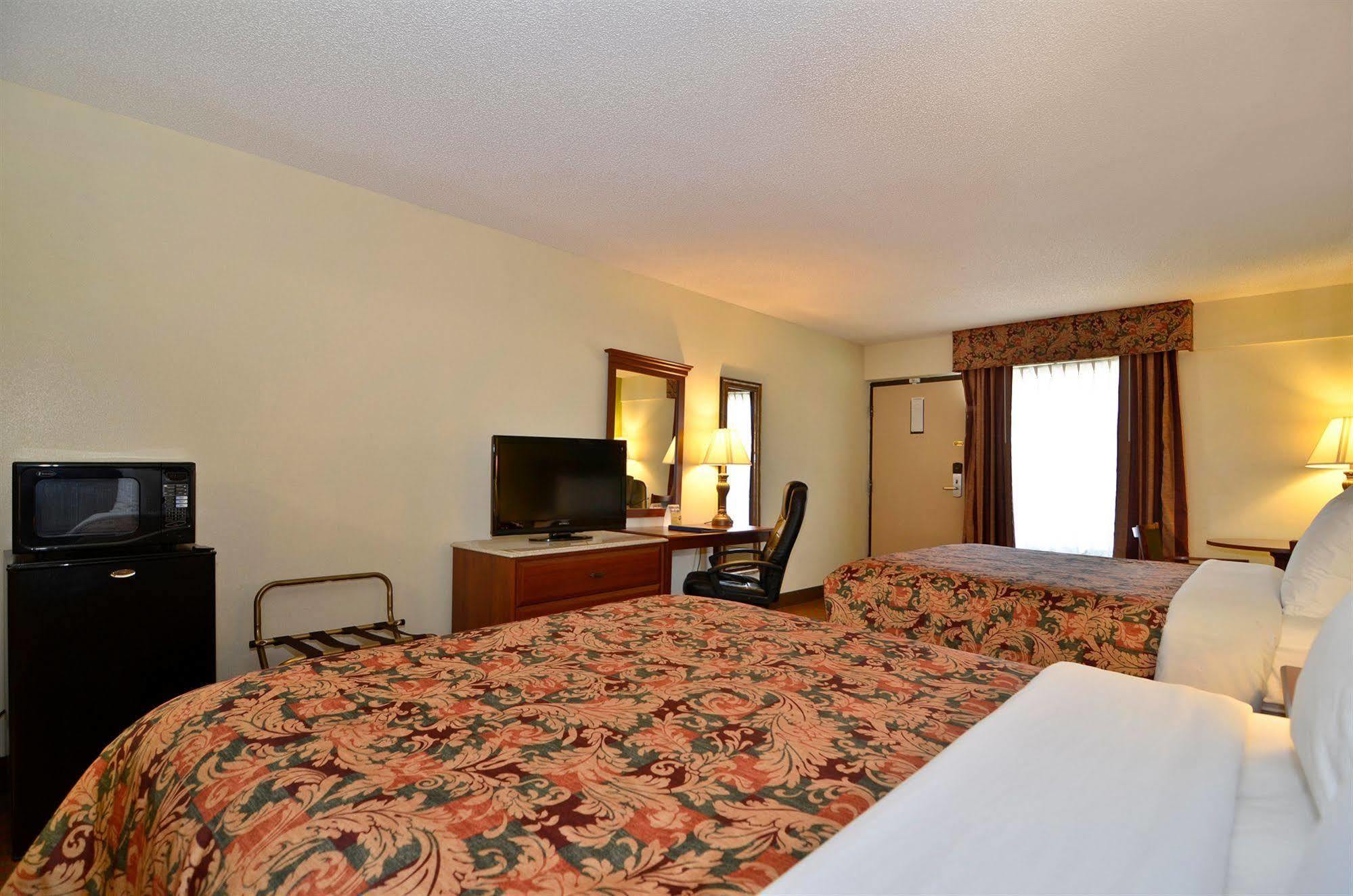 Best Western - Fayetteville Экстерьер фото