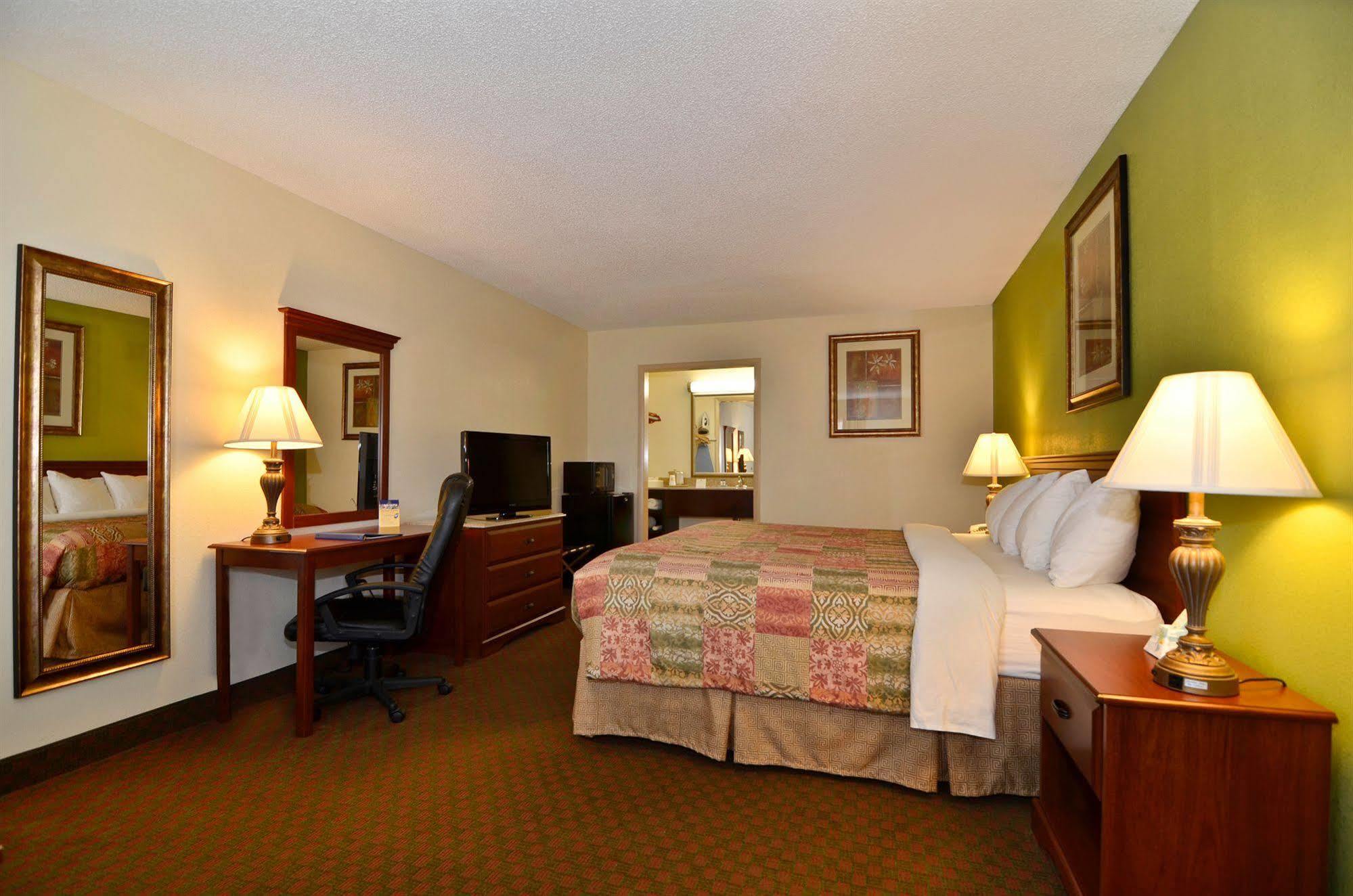 Best Western - Fayetteville Экстерьер фото